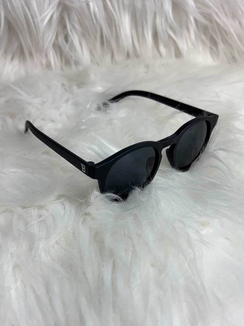 * | Babiators | Jet Black Keyhole I Smoke Lenses sunglasses. - Picture 4 of 7